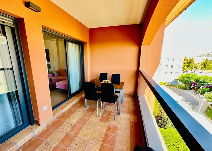 Jardines De 24 Апартаменти *